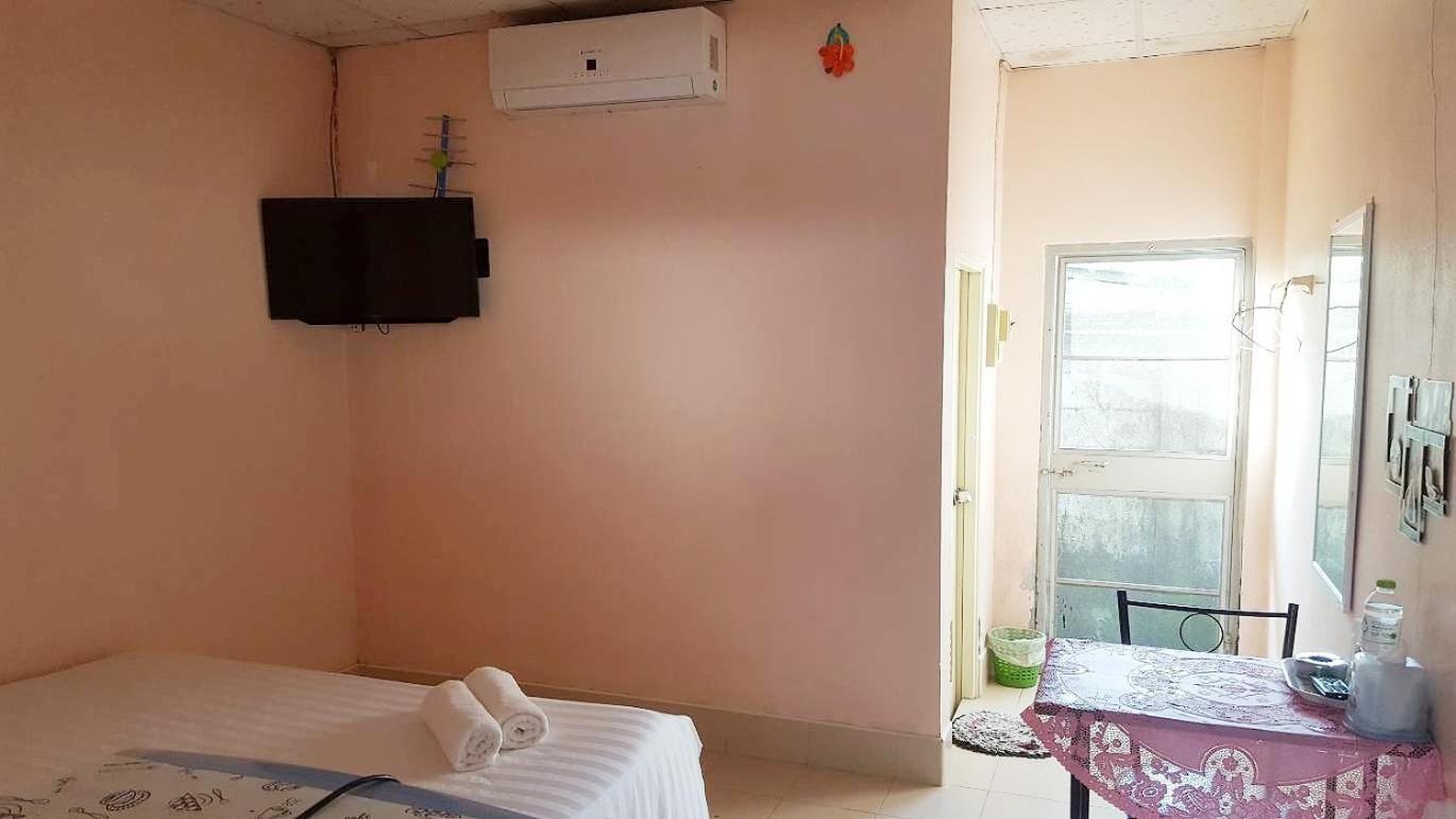 Montra Guesthouse Ranong Zewnętrze zdjęcie